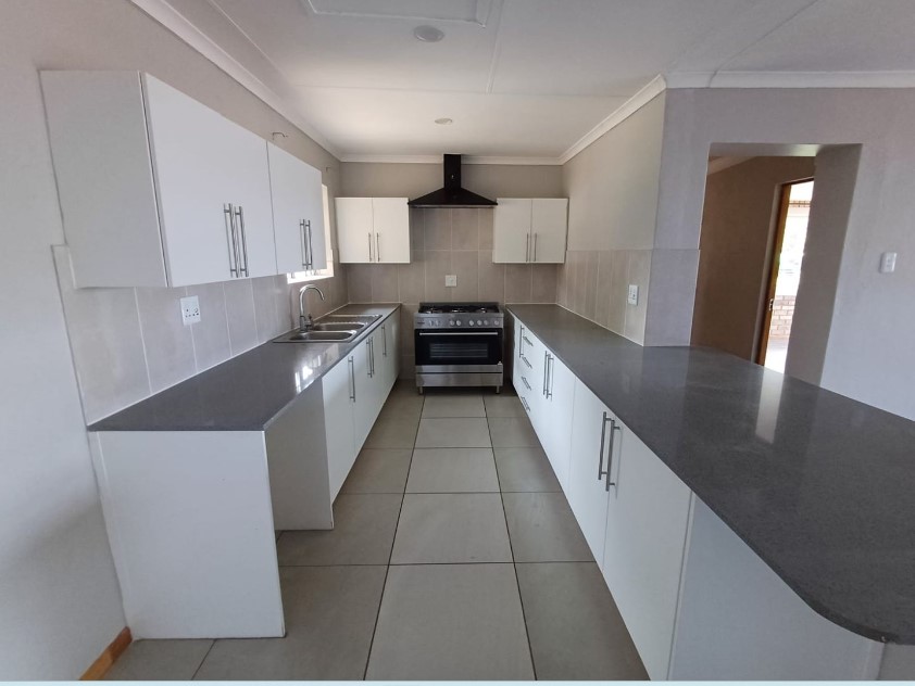 3 Bedroom Property for Sale in Wavecrest Eastern Cape